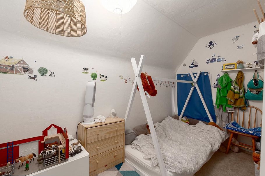 2483 W 6th Avenue Vancouver, BC - 13