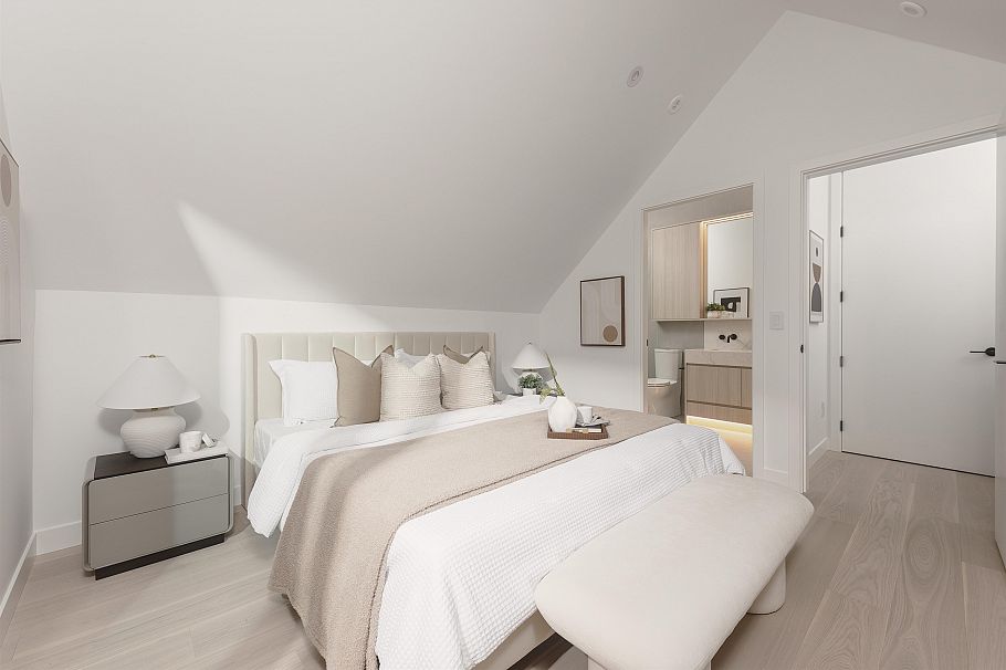 2 2755 W 11th Avenue Vancouver, BC - 16