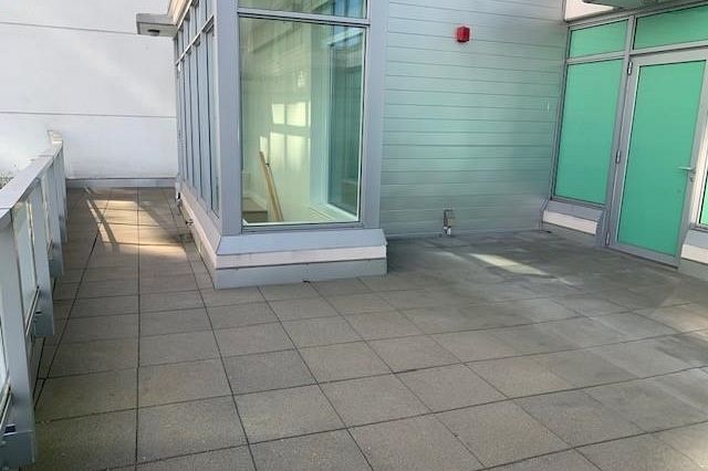 203 185 Victory Ship Way North Vancouver, BC - 12