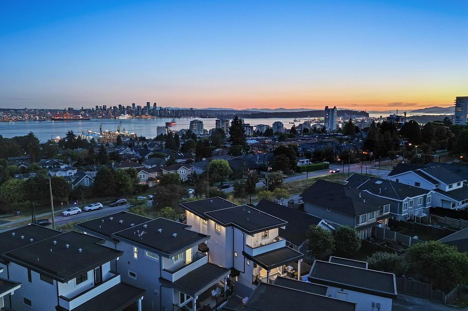 336 E Keith Road North Vancouver, BC - 38