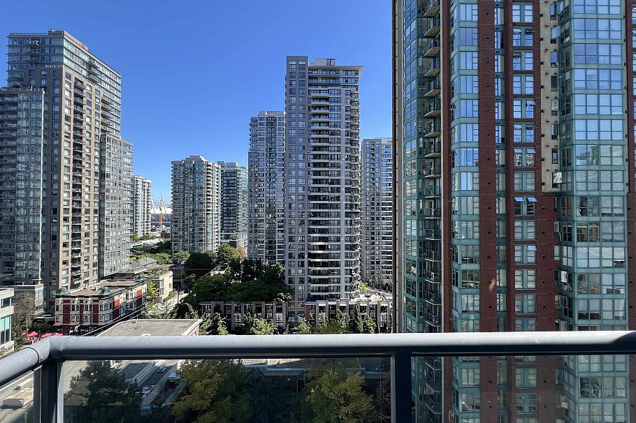 1203 928 Richards Street Vancouver, BC - 5