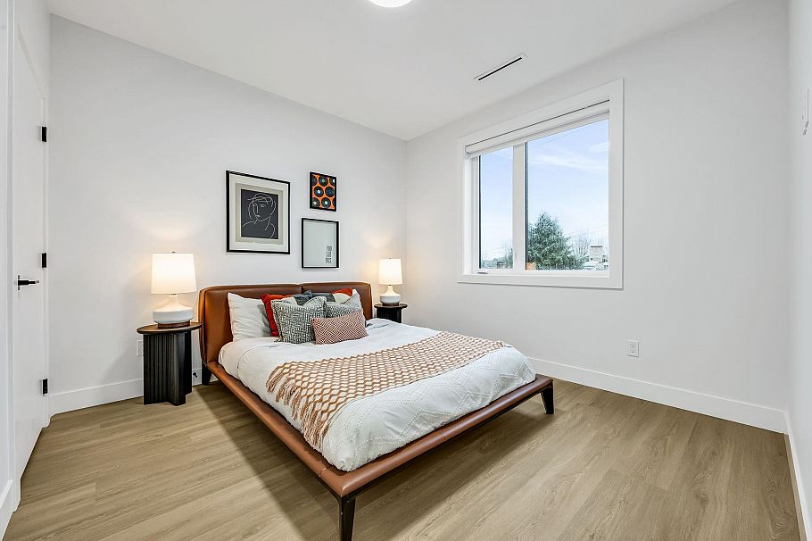 2827 Dundas Street Vancouver, BC - 12