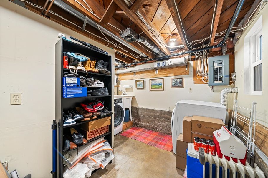 3137 W 28th Avenue Vancouver, BC - 11