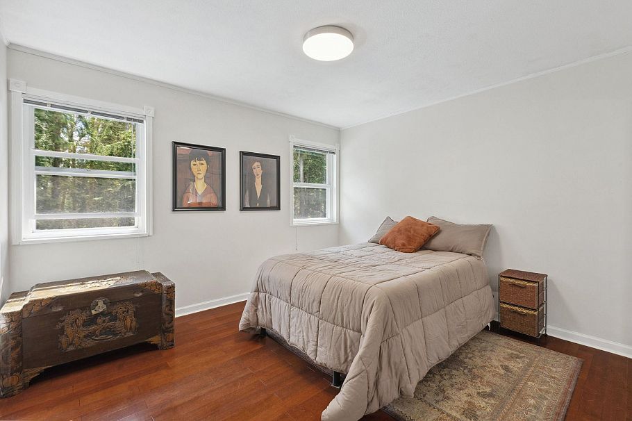 1501 Ostler Court North Vancouver, BC - 24