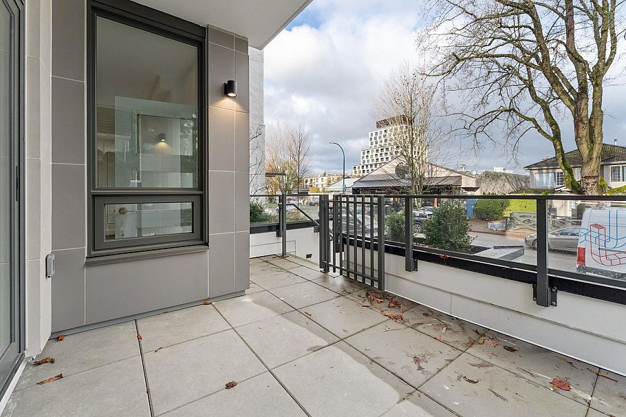 101 3668 W 10th Avenue Vancouver, BC - 33