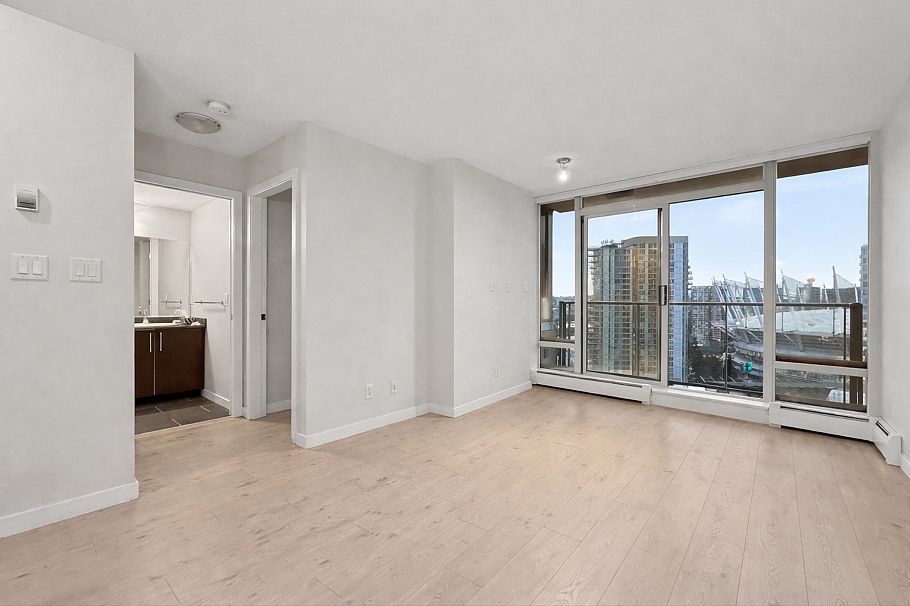 2803 688 Abbott Street Vancouver, BC - 4