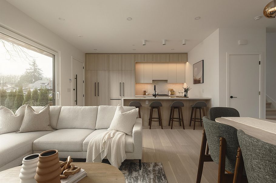 1 2755 W 11th Avenue Vancouver, BC - 12