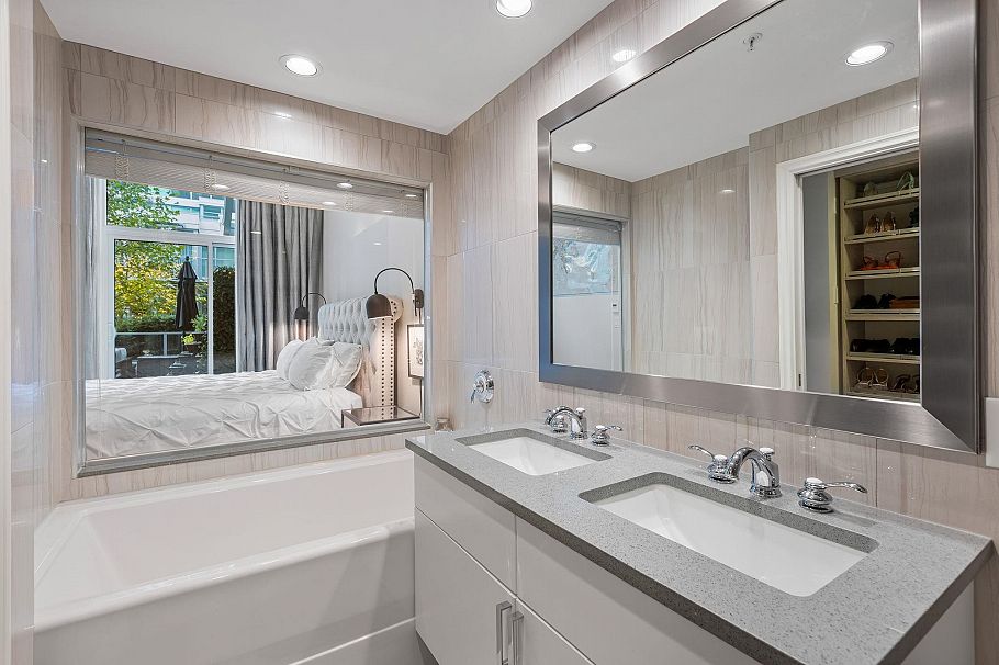 104 199 Victory Ship Way North Vancouver, BC - 14