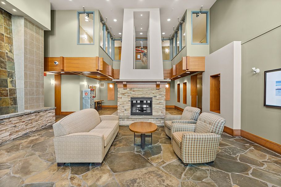 501 560 Raven Woods Drive North Vancouver, BC - 22