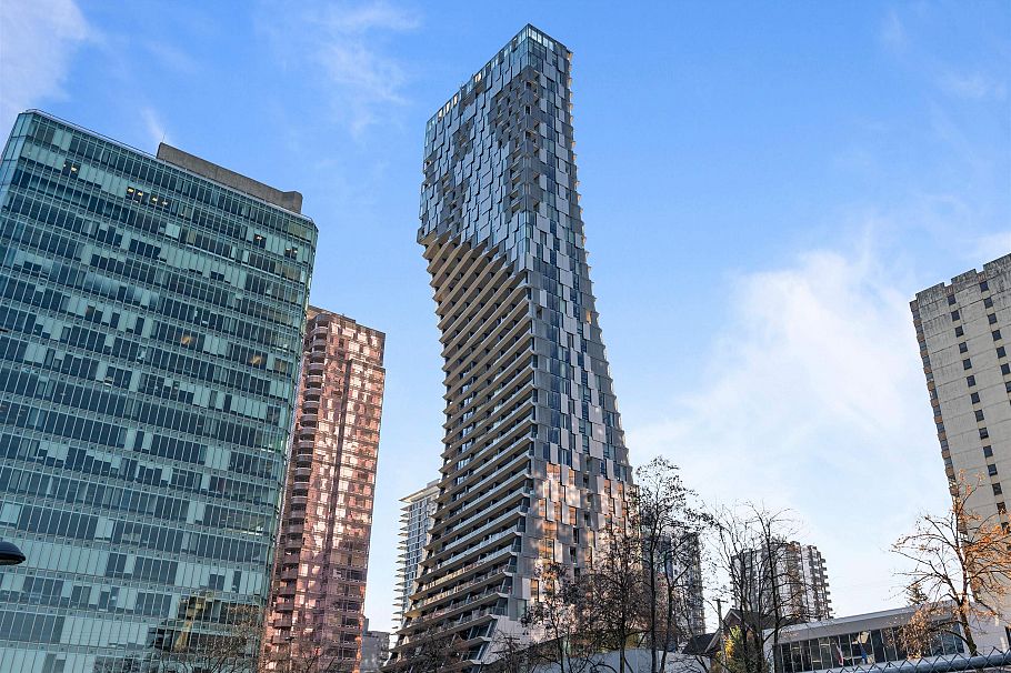 1504 1568 Alberni Street Vancouver, BC - 1