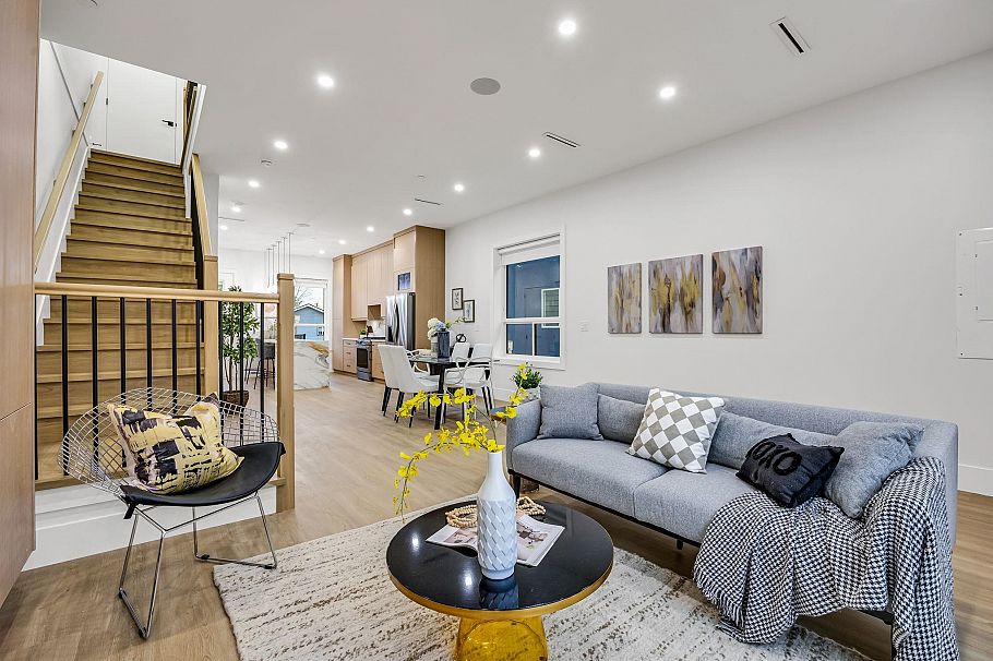 2827 Dundas Street Vancouver, BC - 3