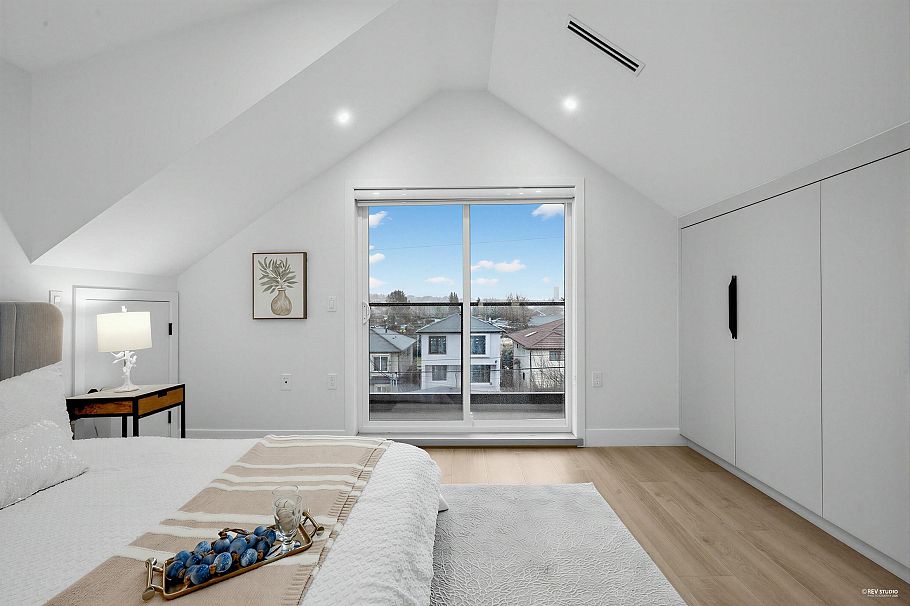 2 1020 Nootka Street Vancouver, BC - 26