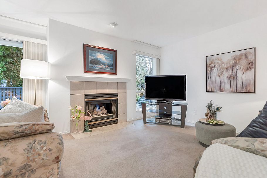 12 3634 Garibaldi Drive North Vancouver, BC - 6