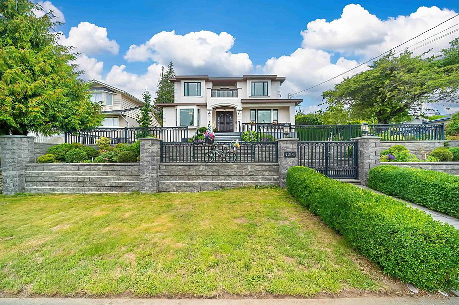 4291 Winnifred Street Burnaby, BC - 2