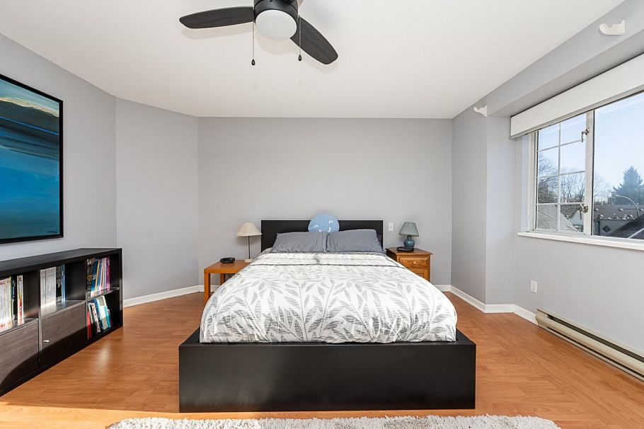 10 901 W 17th Street North Vancouver, BC - 18