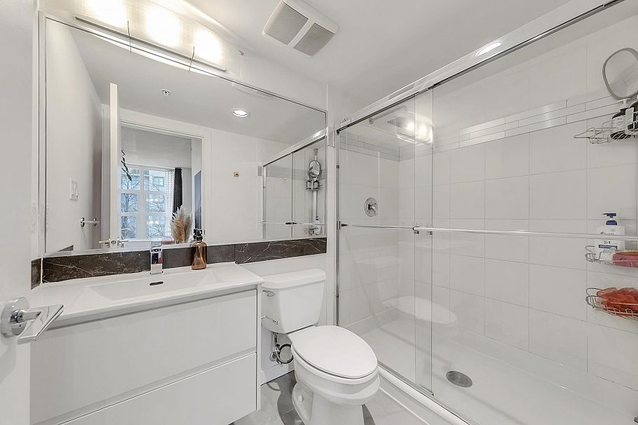 205 189 National Avenue Vancouver, BC - 22