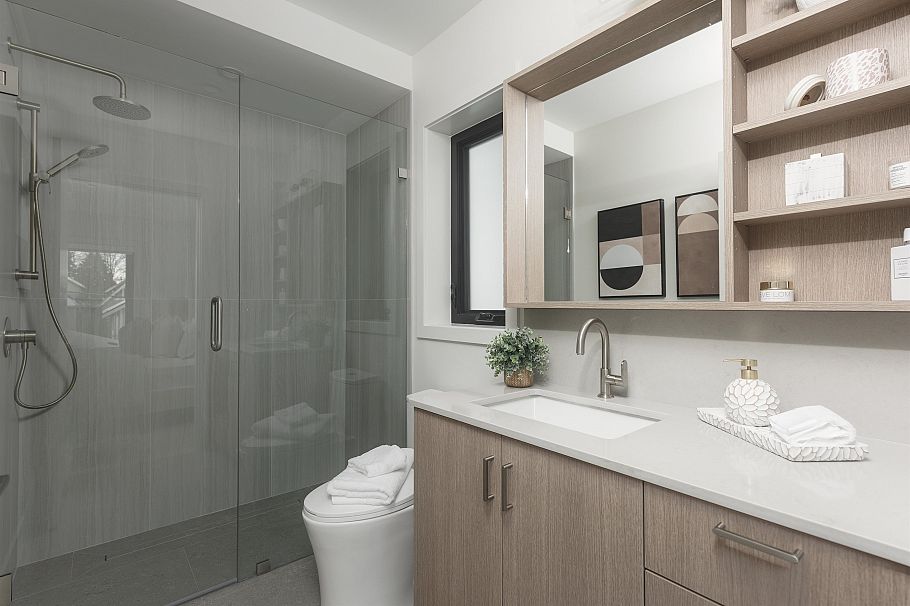 2 476 E 20th Avenue Vancouver, BC - 17