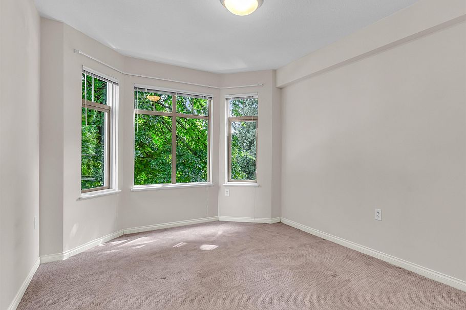 413 2059 Chesterfield Avenue North Vancouver, BC - 22