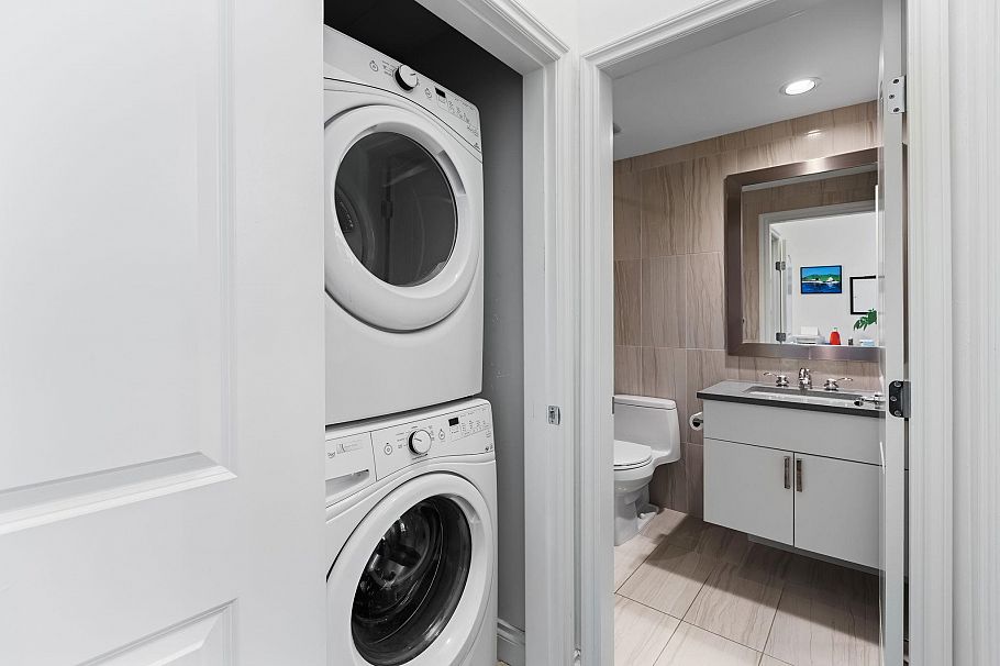 104 199 Victory Ship Way North Vancouver, BC - 19