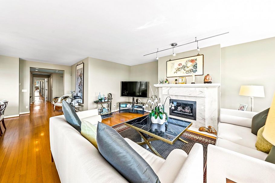 901 5850 Balsam Street Vancouver, BC - 9