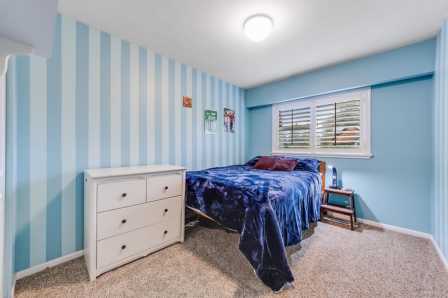 3020 Thorncliffe Drive North Vancouver, BC - 22