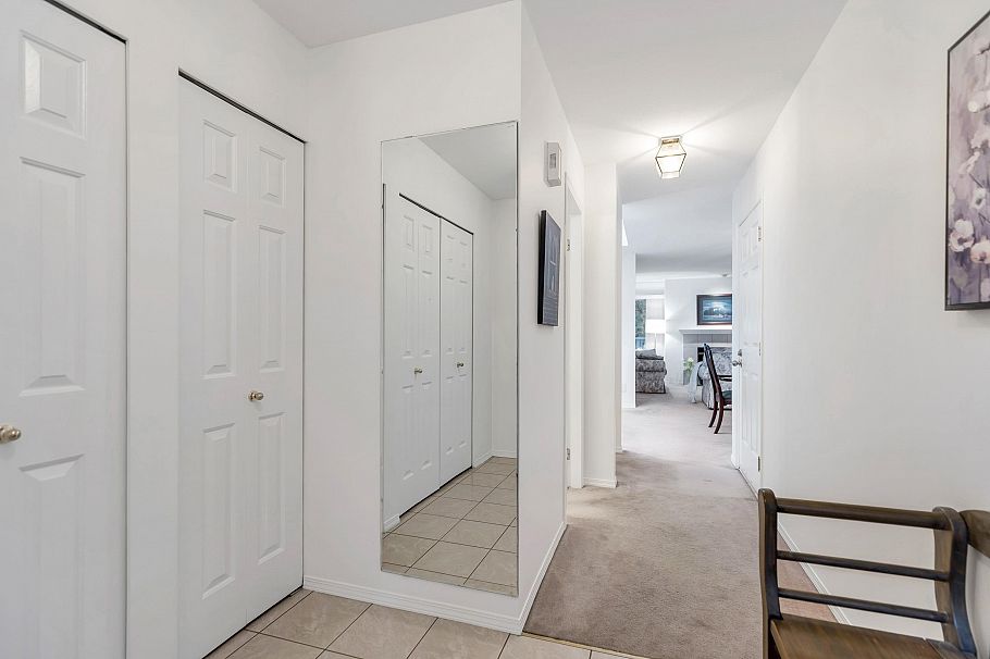 12 3634 Garibaldi Drive North Vancouver, BC - 22