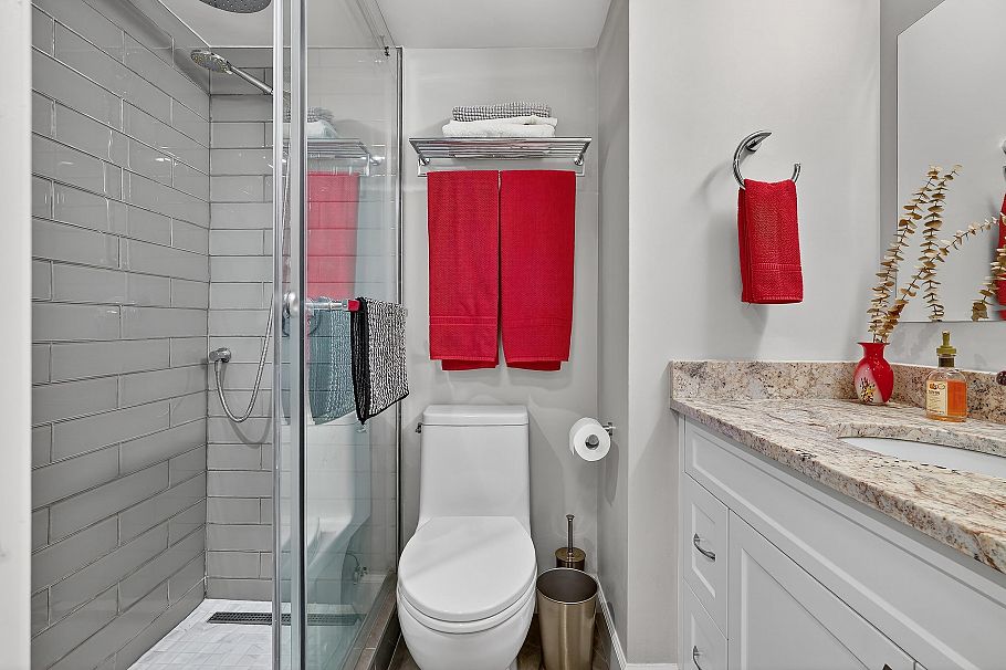 402 1100 Harwood Street Vancouver, BC - 16