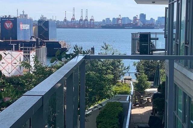 203 185 Victory Ship Way North Vancouver, BC - 11