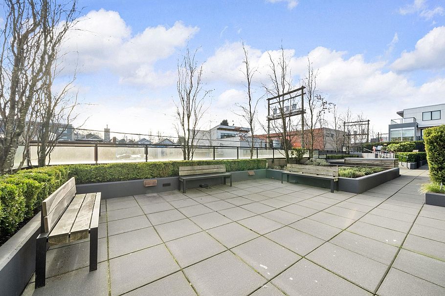 419 1588 E Hastings Street Vancouver, BC - 27