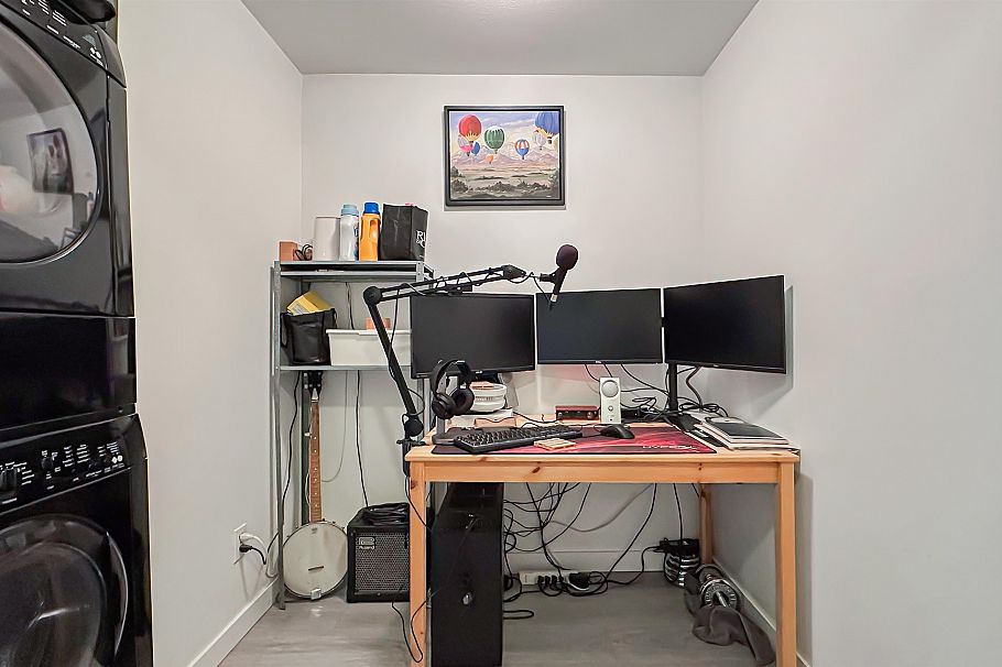 309 2211 Wall Street Vancouver, BC - 12