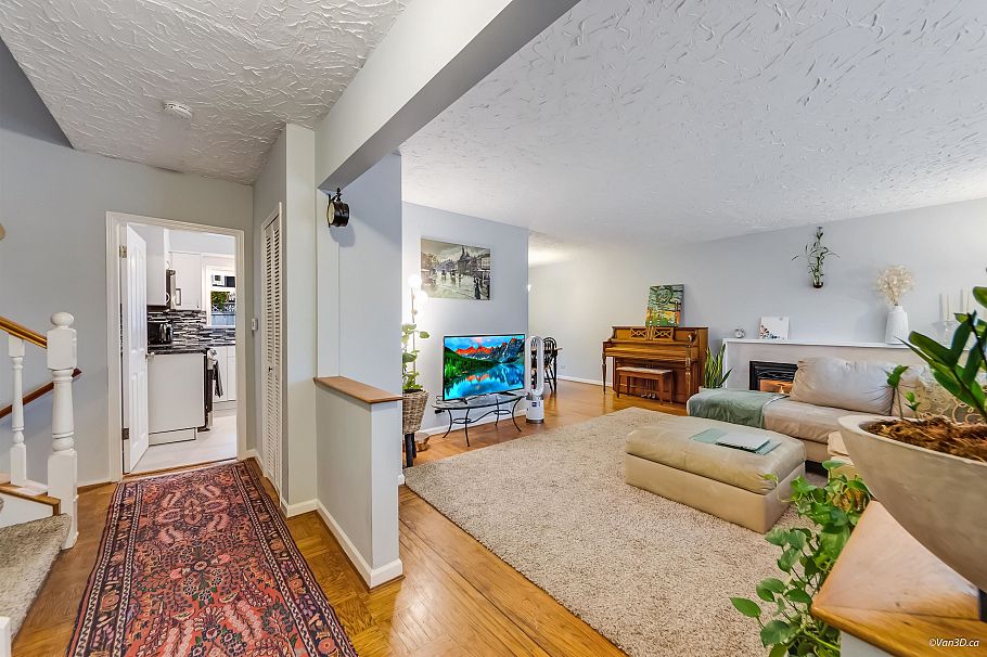 3020 Thorncliffe Drive North Vancouver, BC - 6