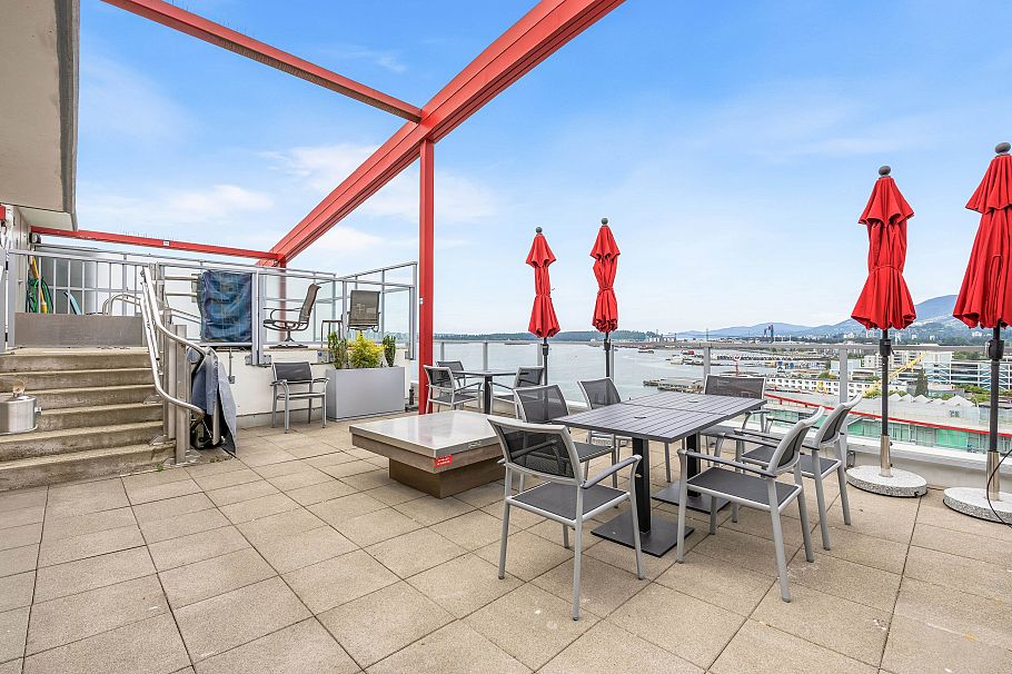 104 199 Victory Ship Way North Vancouver, BC - 25