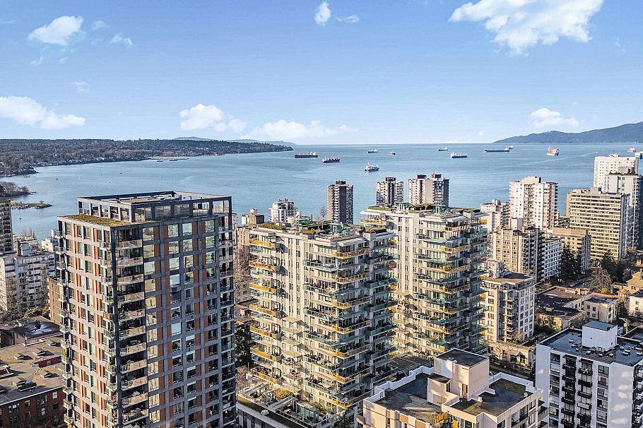 1401 1365 Davie Street Vancouver, BC - 1