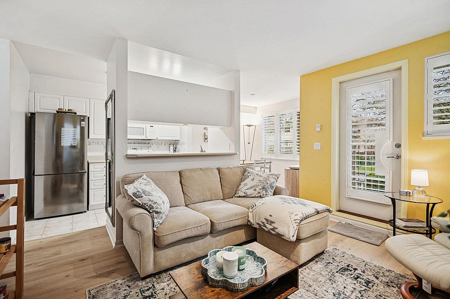 206 2490 W 2nd Avenue Vancouver, BC - 3