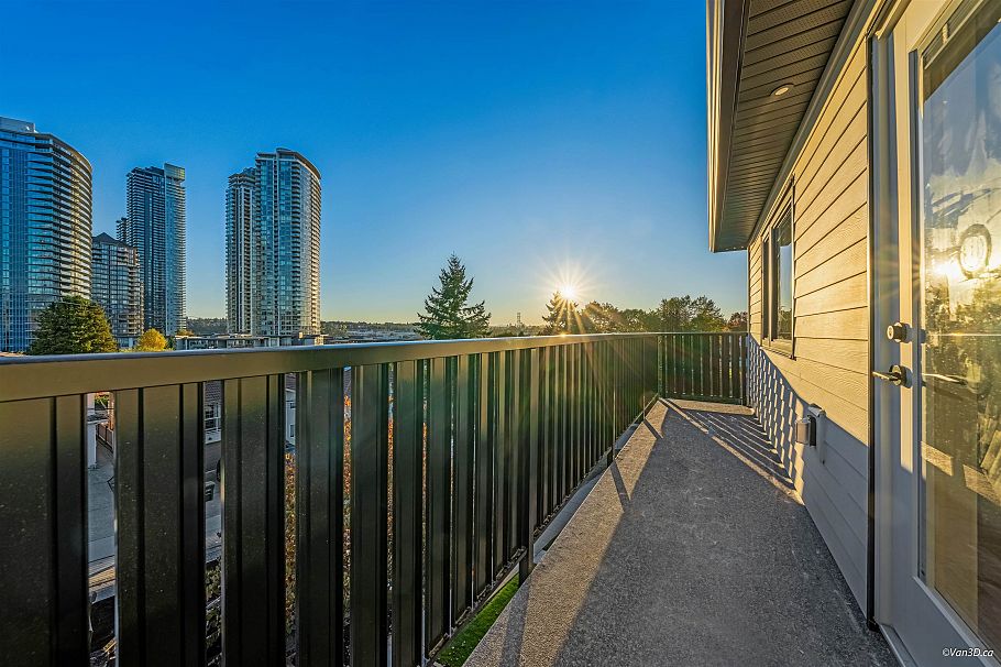 2 4211 Graveley Street Burnaby, BC - 23