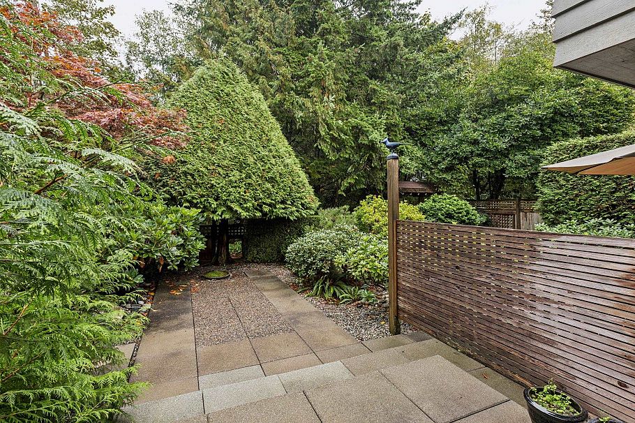 950 Roche Point Drive North Vancouver, BC - 27