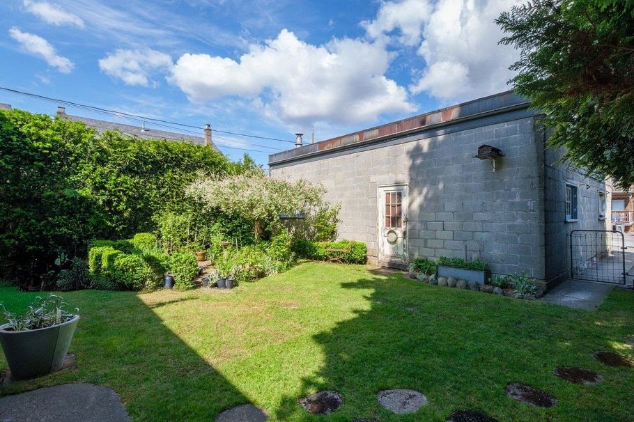 8510 Montcalm Street Vancouver, BC - 17