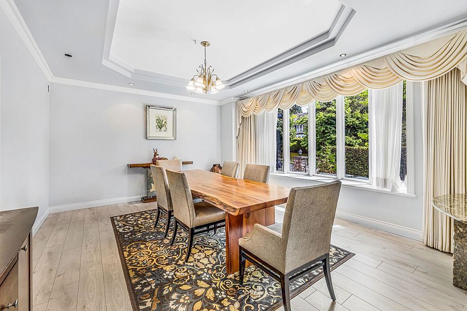 1569 W 35th Avenue Vancouver, BC - 8