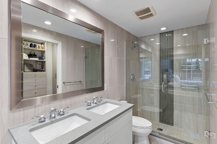 104 199 Victory Ship Way North Vancouver, BC - 13