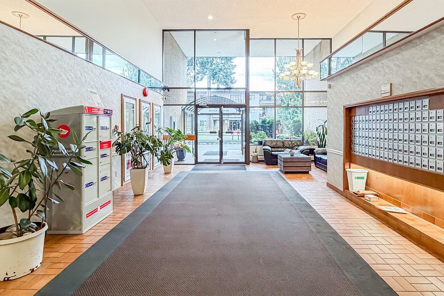 404 6595 Willingdon Avenue Burnaby, BC - 3