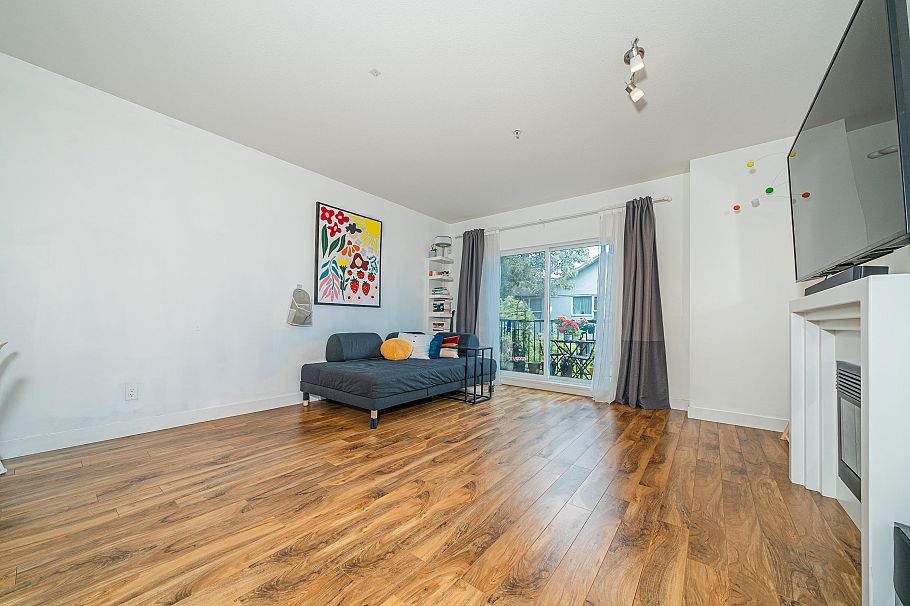 227 3888 Norfolk Street Burnaby, BC - 5