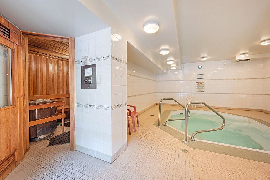 801 160 W Keith Road North Vancouver, BC - 30