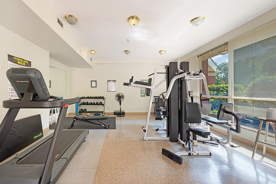 801 160 W Keith Road North Vancouver, BC - 29