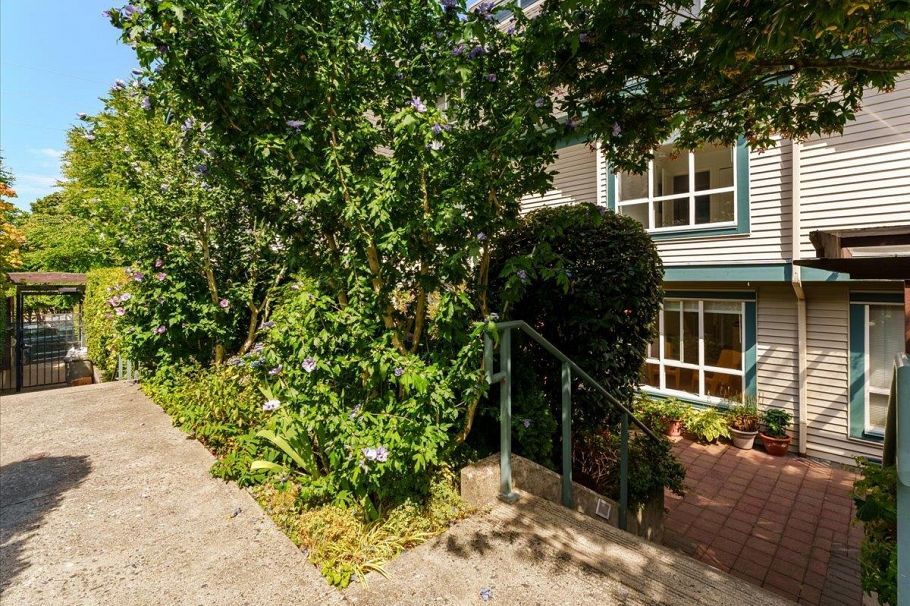 12 288 St. Davids Avenue North Vancouver, BC - 20