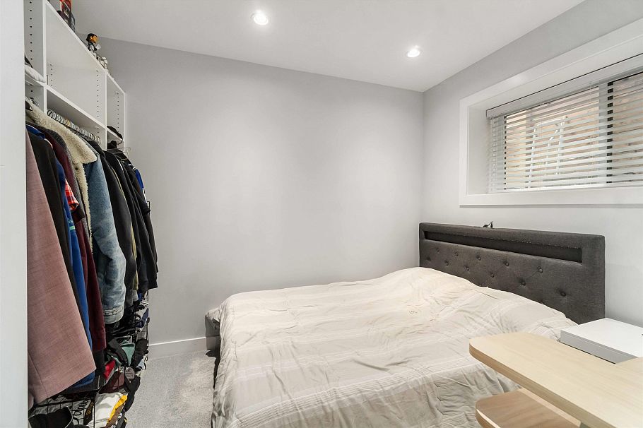 2577 Parker Street Vancouver, BC - 25