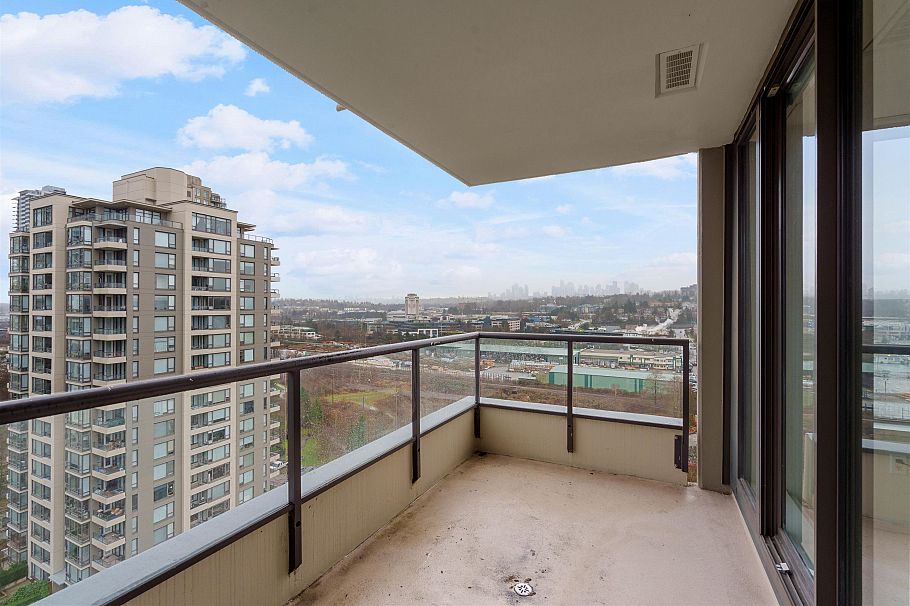 1706 4118 Dawson Street Burnaby, BC - 23