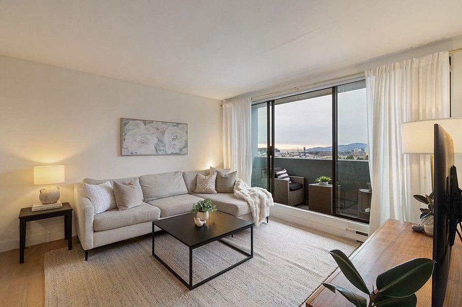 905 110 W 4th Street North Vancouver, BC - 3