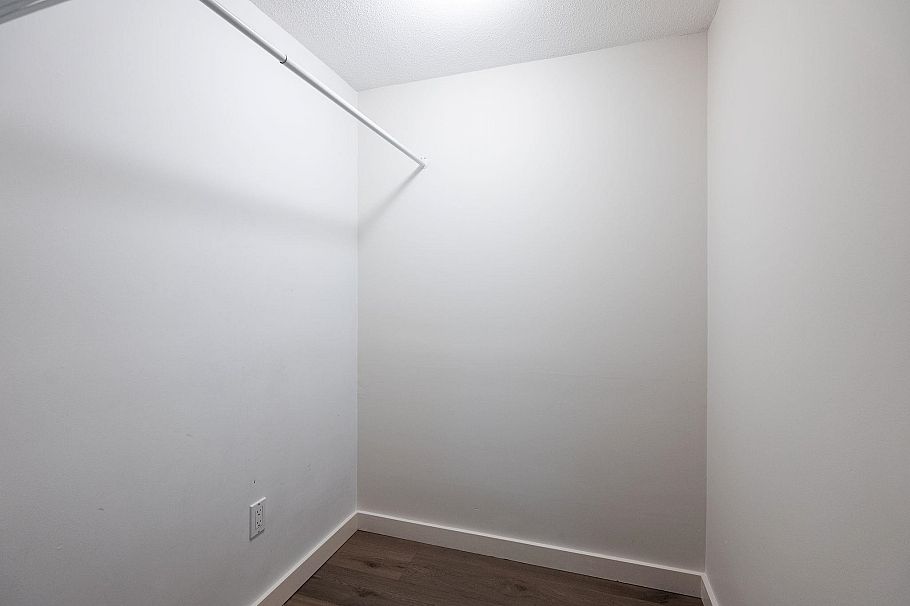 803 1723 Alberni Street Vancouver, BC - 17