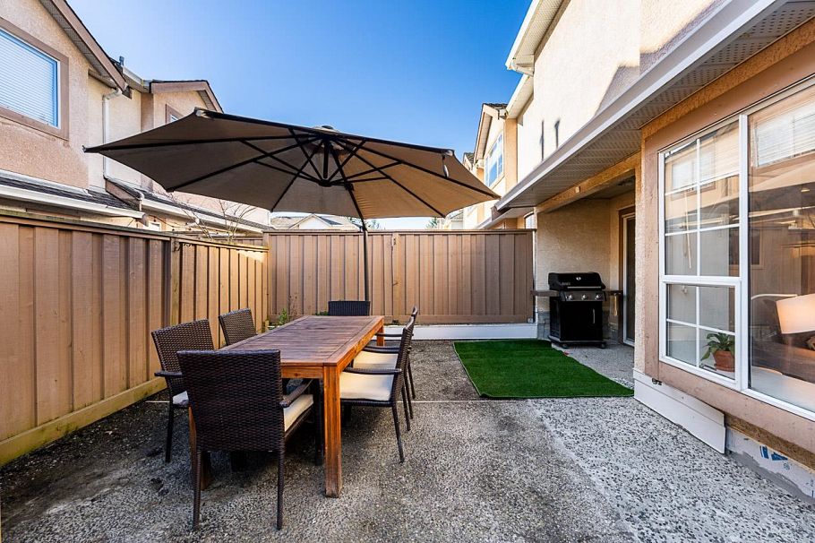 10 901 W 17th Street North Vancouver, BC - 27