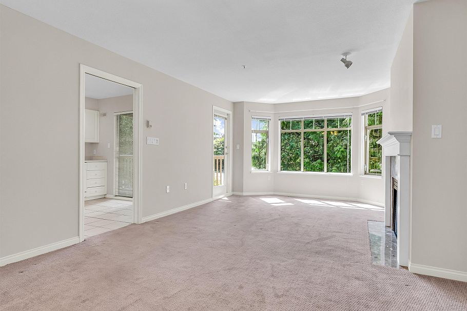 413 2059 Chesterfield Avenue North Vancouver, BC - 6